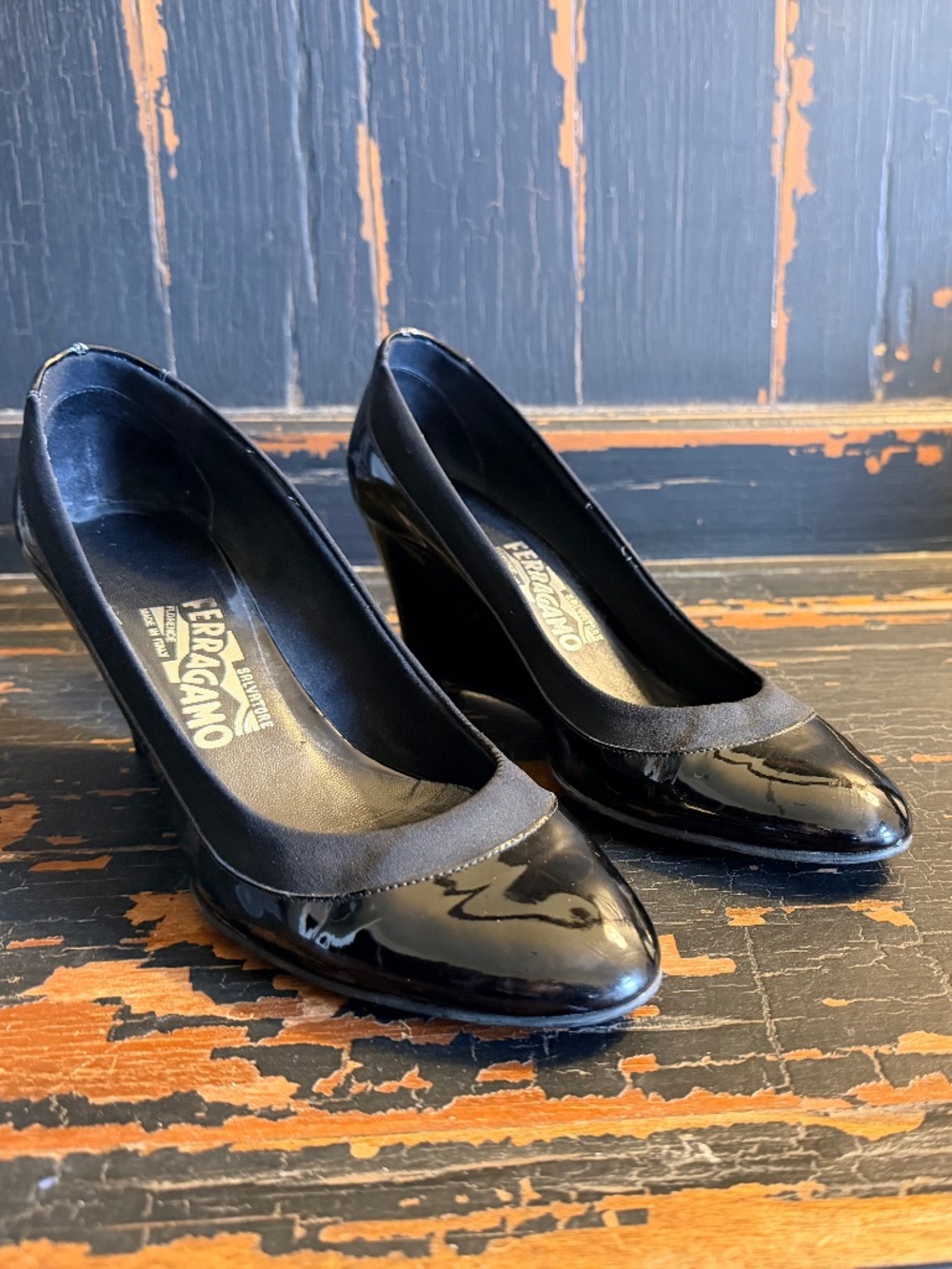 Salvatore Ferragamo Black Patent Leather Wedge Pumps Size 8B EUC